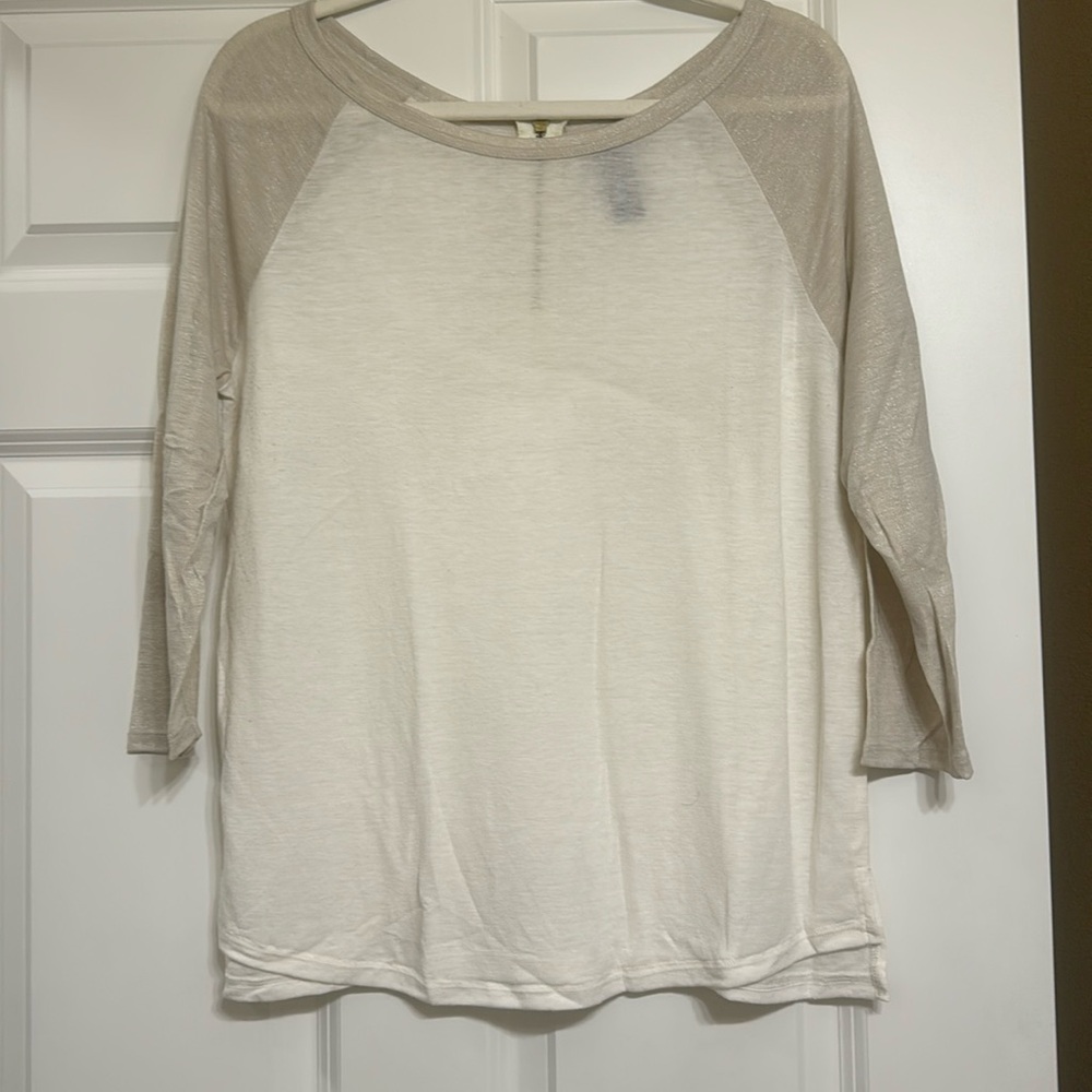 Aerie Large Cream shirt with zipper back and shimmer sleeves.